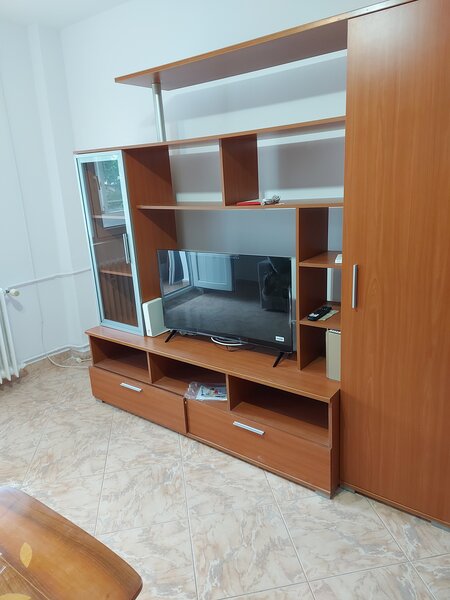 Mosilor, metrou Obor,