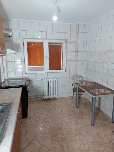 Mosilor, metrou Obor,